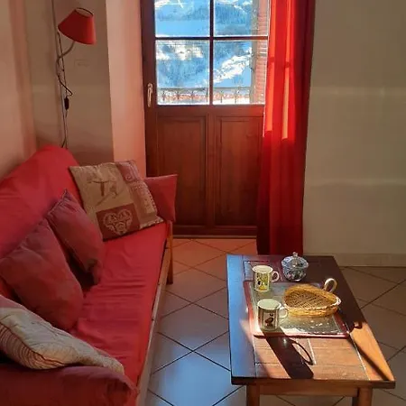 Appartement Gentiane 4personnes Dans La Maison D'augustin Classé 3 étoiles,la Tour,73530 St Jean D'arves Saint-Jean-d'Arves